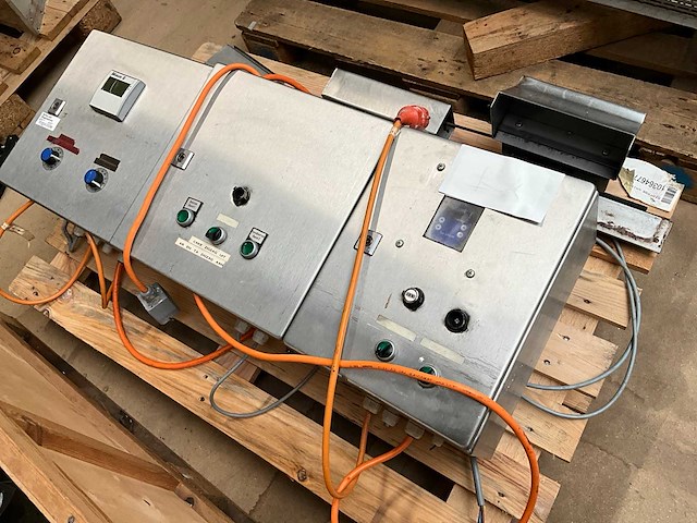 3- delige rvs bedieningskast - afbeelding 1 van  7