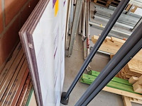 3 afsluitpalen en hipes - afbeelding 6 van  6