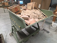 3 afvalcontainers - afbeelding 3 van  8