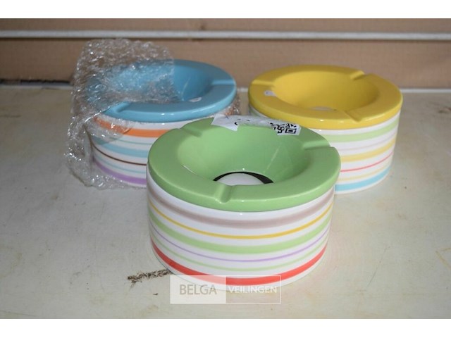 3 asbakken - afbeelding 1 van  2