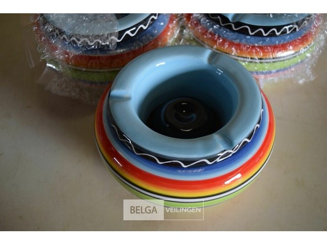 3 asbakken - afbeelding 2 van  2