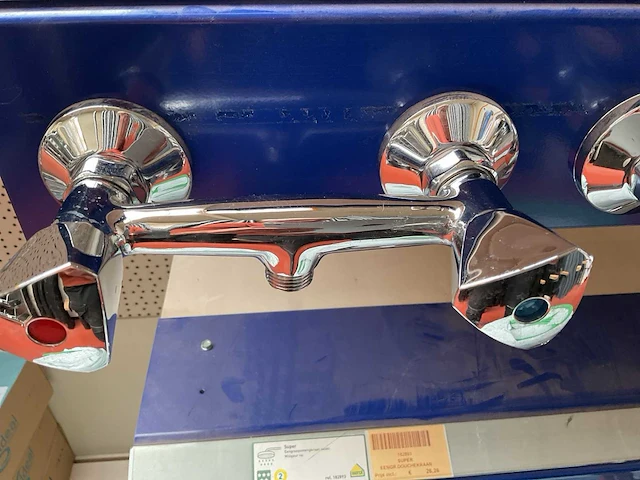 3 bad of keuken kranen - afbeelding 3 van  4