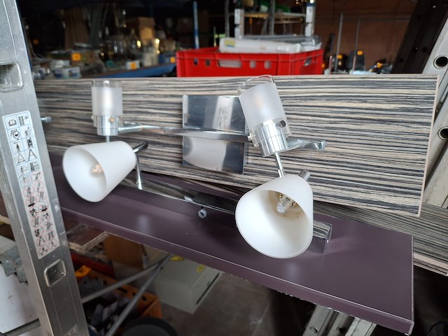 3 badkamerlampen. - afbeelding 1 van  3