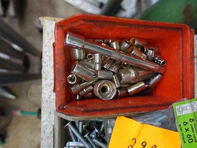 3 bakken met potsleutels en vijzen - afbeelding 4 van  4