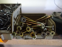 3 bakken moeren en vijzen - afbeelding 4 van  8