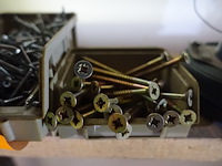 3 bakken moeren en vijzen - afbeelding 8 van  8