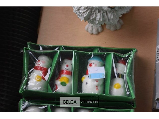 3 beeldjes +4 sneeuwmankaarjes - afbeelding 2 van  4