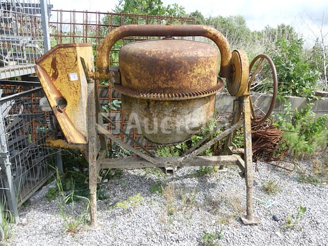 3 betonmolers (voor onderdelen) - afbeelding 2 van  10