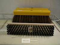 3 borstels - afbeelding 1 van  3