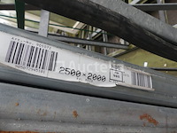 3 bovenliggende garagedeuren - afbeelding 9 van  16