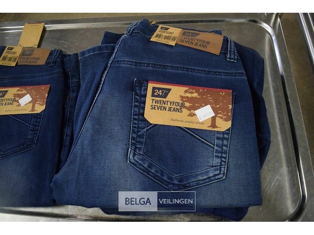 3 broeken mt30, 3 broeken mt 31 - afbeelding 2 van  4