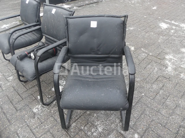 3 bureaustoelen met armleuningen (010871-046) - afbeelding 1 van  3