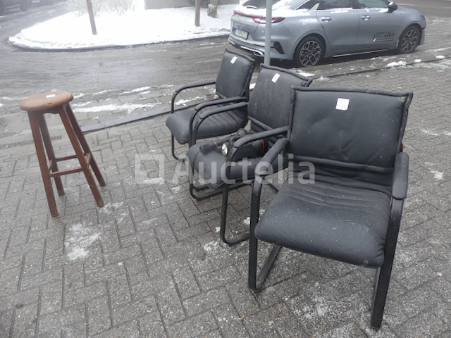 3 bureaustoelen met armleuningen (010871-046) - afbeelding 2 van  3