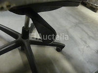 3 bureaustoelen op wielen - afbeelding 6 van  8