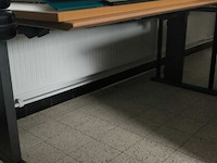 3 bureautafels - afbeelding 4 van  4