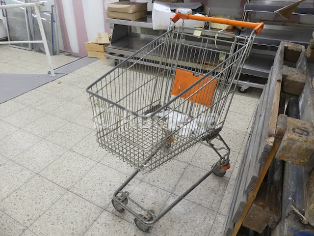 3 caddy-trolleys - afbeelding 1 van  4