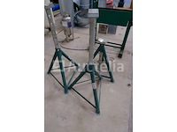 3 compac cax 8h jacks staan - afbeelding 8 van  8