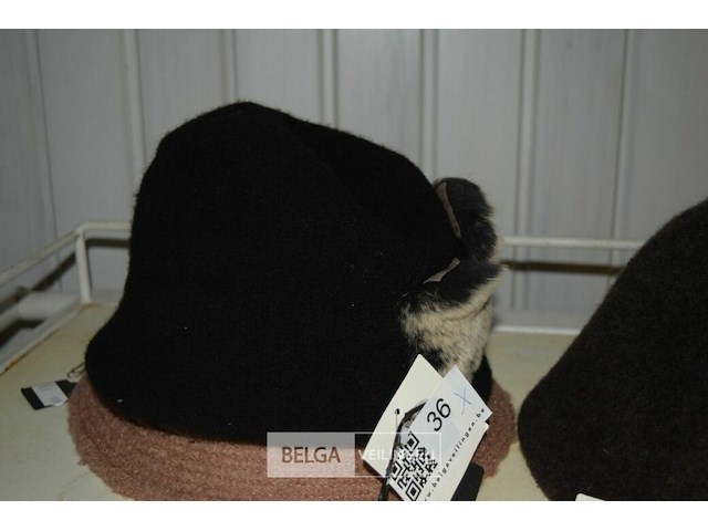 3 dameshoeden - afbeelding 3 van  3