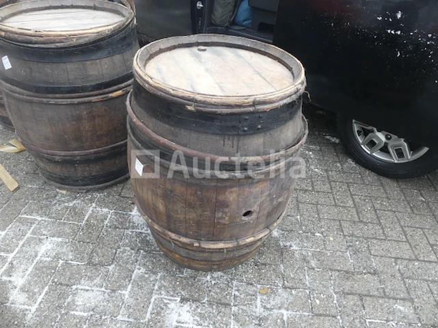 3 decoratieve eikenhouten vaten (010871-044) - afbeelding 1 van  3