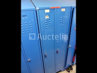 3 delbart garderobe/kluisjes