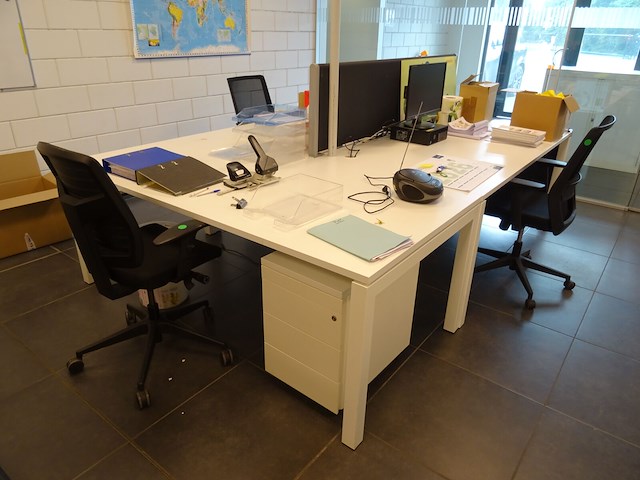 3-delig bureaeiland + 3x bureaustoel - afbeelding 2 van  9