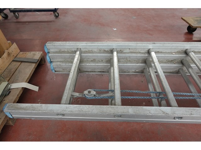 3-delige alu ladder - afbeelding 6 van  7