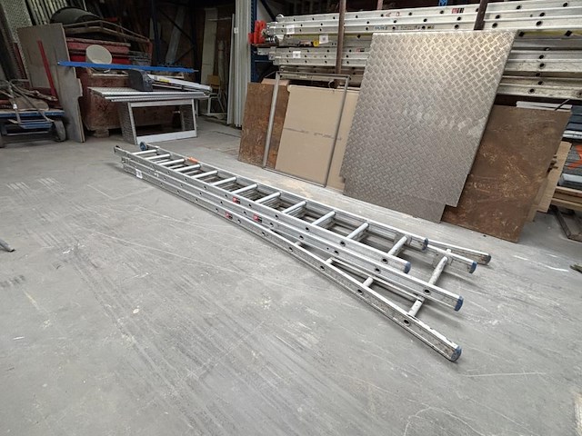 3 delige alu ladder - afbeelding 2 van  2