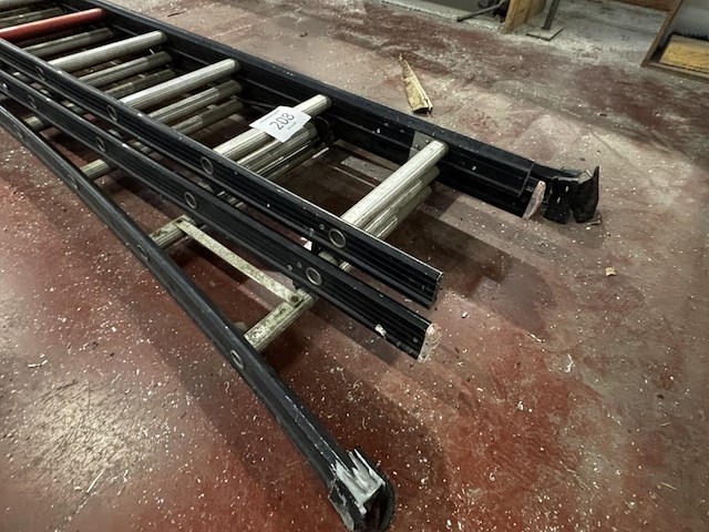 3-delige alu schuifladder - afbeelding 2 van  2