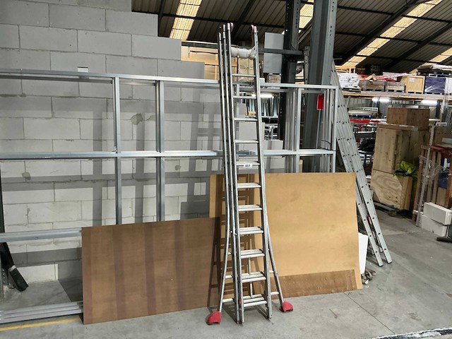 3 delige alu schuifladder - afbeelding 2 van  4