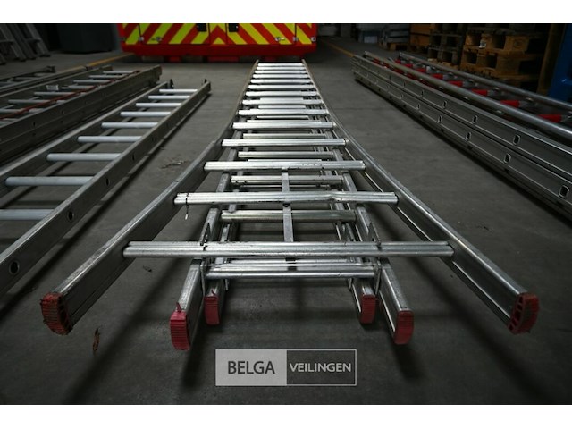 3-delige aluminium ladder - afbeelding 1 van  3