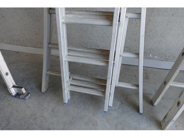 3 delige ladder - afbeelding 4 van  5