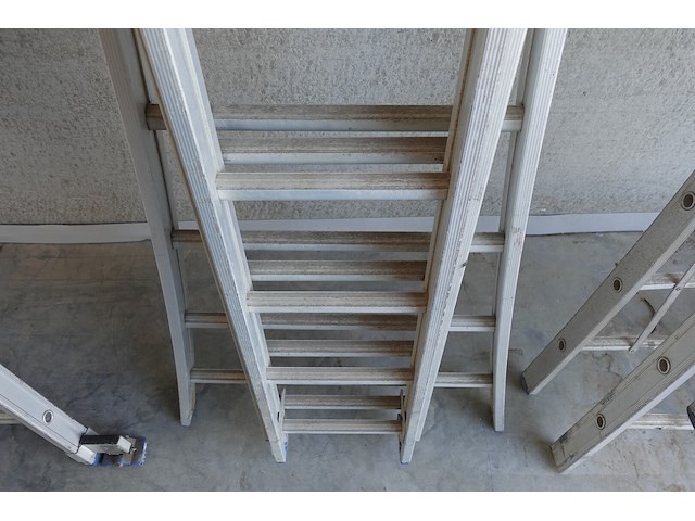 3 delige ladder - afbeelding 5 van  5