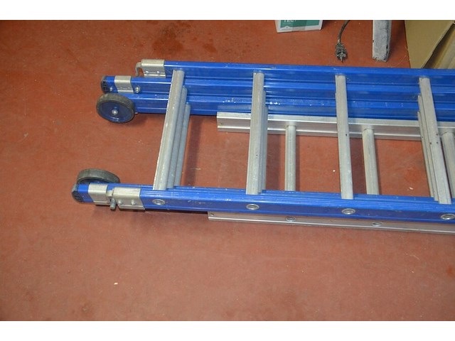 3-delige schuifladder 12 treden, alu ladder 16 treden , alu ladder 18 treden (18,19) - afbeelding 4 van  8