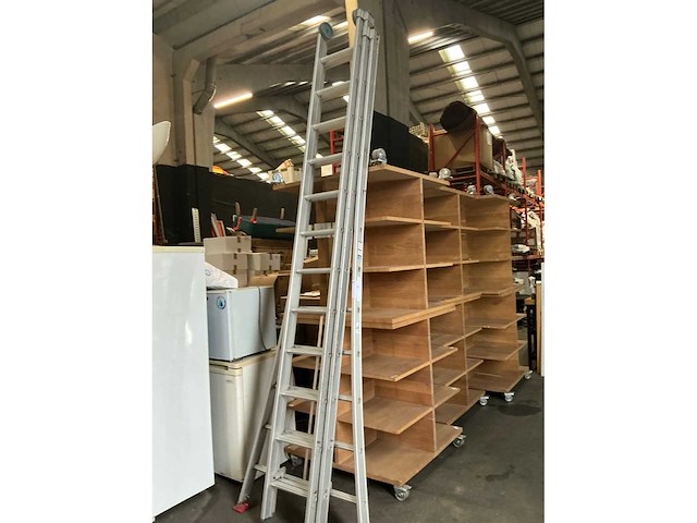 3-delige schuifladder - afbeelding 2 van  4