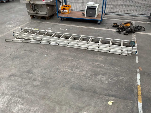 3-delige uitschuifbare ladder - afbeelding 4 van  5