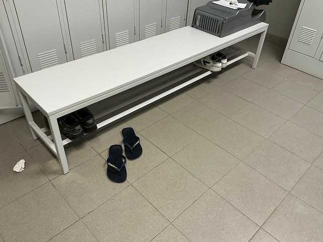 3-deurs lockerkast (4x) - afbeelding 5 van  5