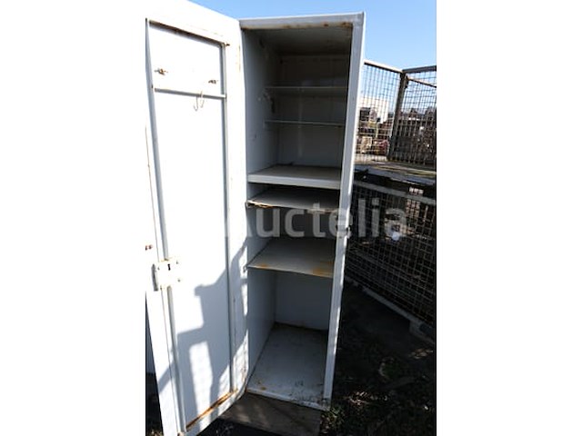 3-deurs metalen kast - afbeelding 6 van  11