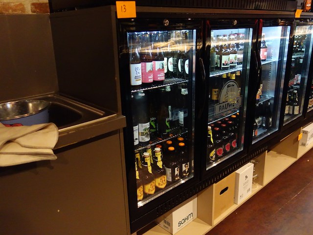 3-deurs vitrinekoelkast - afbeelding 2 van  2