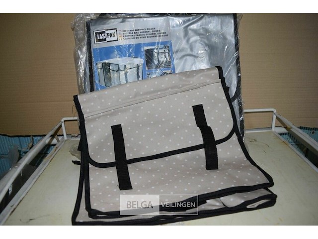 3 div fietstassen - afbeelding 1 van  3