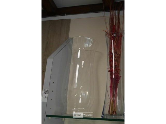 3 div glazen vazen h= 60 ,50 en 35 cm - afbeelding 3 van  5