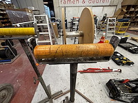 3 div rolbokken + haspelhouder - afbeelding 2 van  3