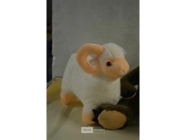 3 div soorten knuffels - afbeelding 2 van  3