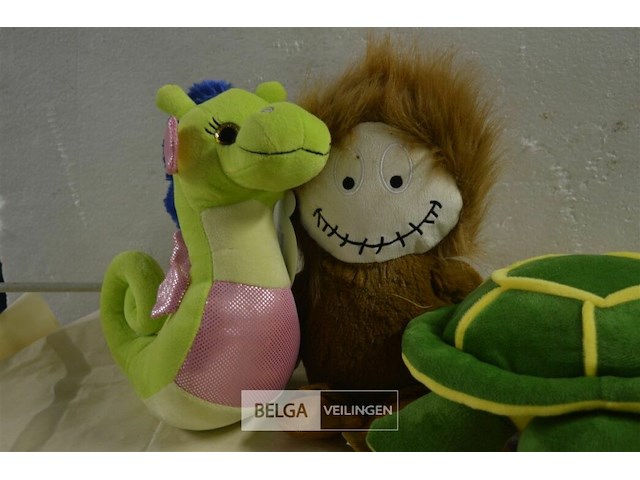 3 div soorten knuffels - afbeelding 2 van  3