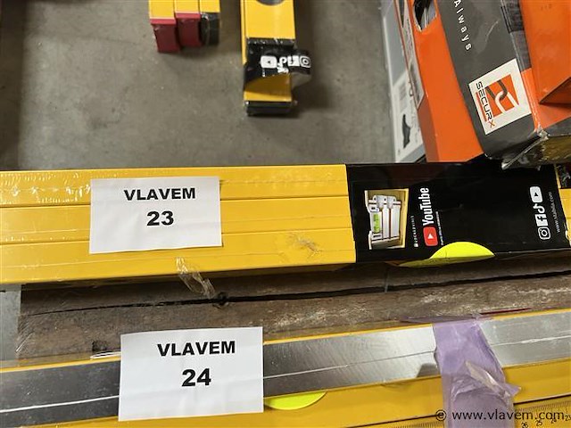 3 div. waterpasssen - afbeelding 1 van  1