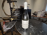 3 div wijnrekjes met div flessen wijn - afbeelding 6 van  10