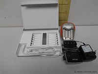 3 diverse batterij laders - afbeelding 1 van  1