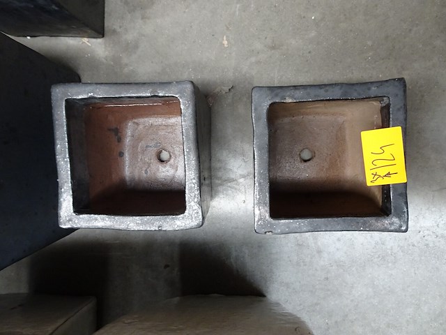 3 diverse bloempotten - afbeelding 3 van  5