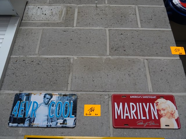 3 diverse bordjes - afbeelding 1 van  4