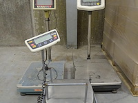 3 diverse digitale weegschalen - afbeelding 1 van  10
