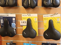 3 diverse fietszadels selle royal - afbeelding 1 van  2